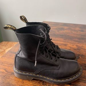 Women’s Pascal 8-eyelet black Dr.Marten boots, size 7